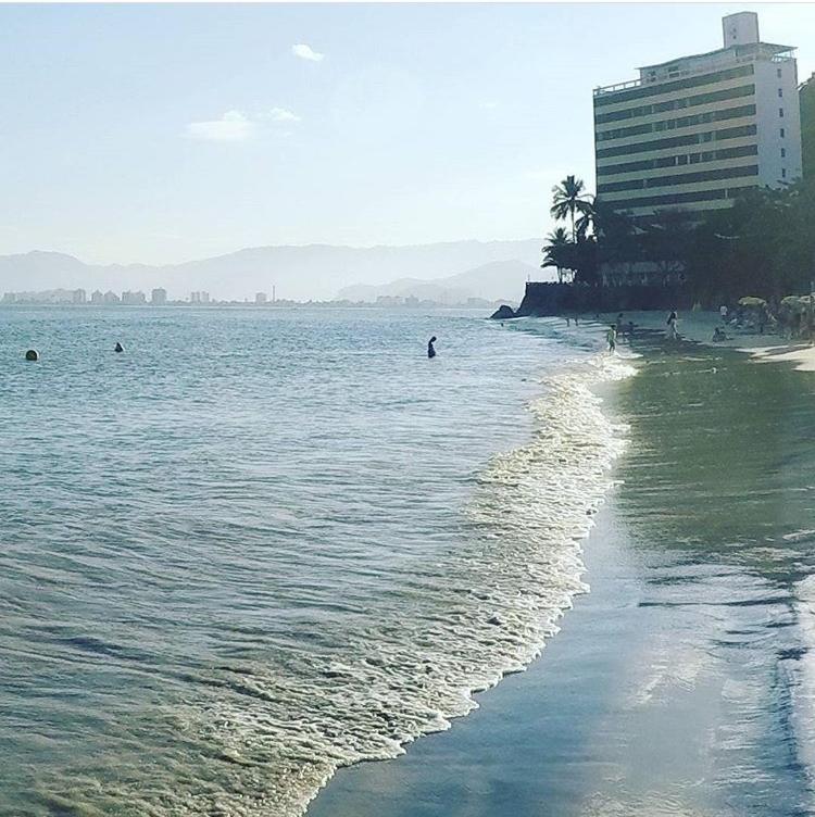 Lindo Apto Praia Martin De Sa Em Condominio Com Piscina, Estacionamento, Wi-Fi 150Mbps,Perto Do Mar!!! Карагуататуба Екстер'єр фото